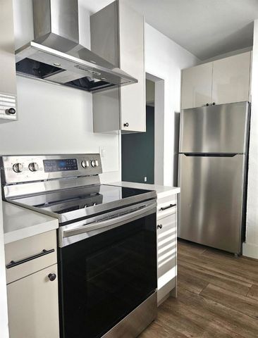 3439 Percival Ave -, Miami, FL 33133