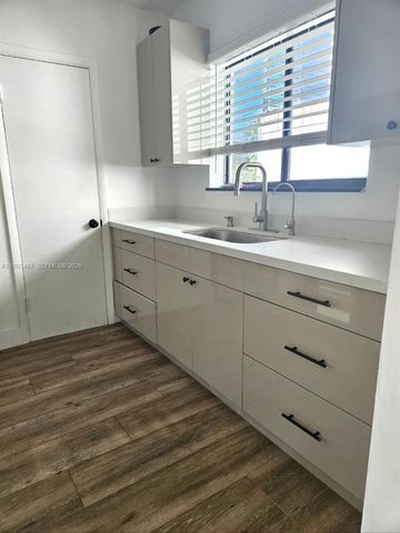 3439 Percival Ave -, Miami, FL 33133