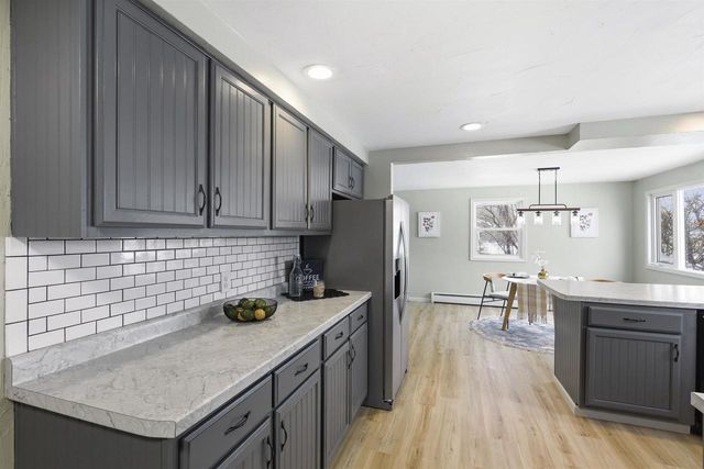 W3196 CREEKVIEW LANE, Appleton, WI 54916