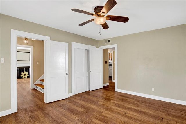 8 Elizabeth Place, Mobile, AL 36606