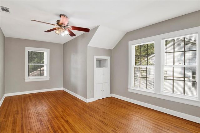 8 Elizabeth Place, Mobile, AL 36606