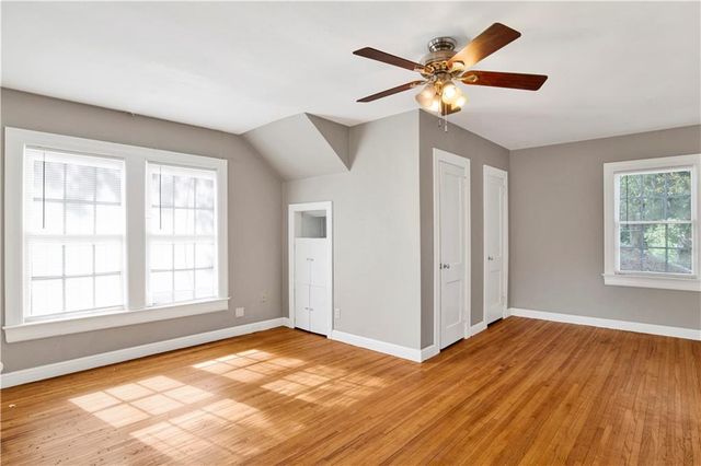 8 Elizabeth Place, Mobile, AL 36606