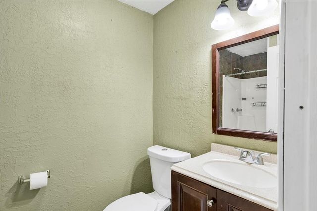 8 Elizabeth Place, Mobile, AL 36606