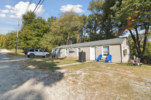 11429 Frey Court, Brighton, MI 48116