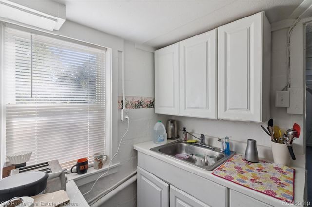 11429 Frey Court, Brighton, MI 48116