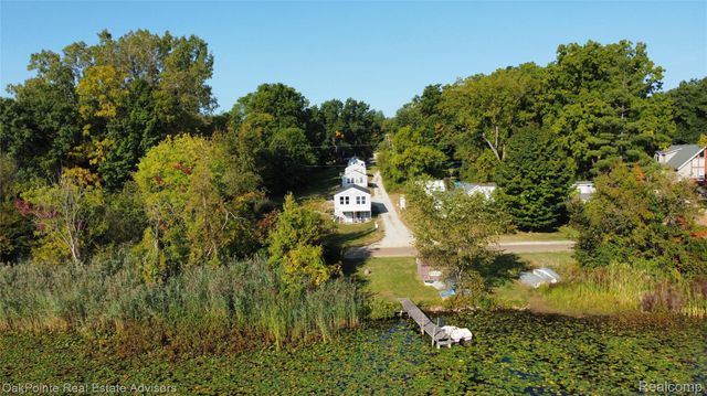 11429 Frey Court, Brighton, MI 48116