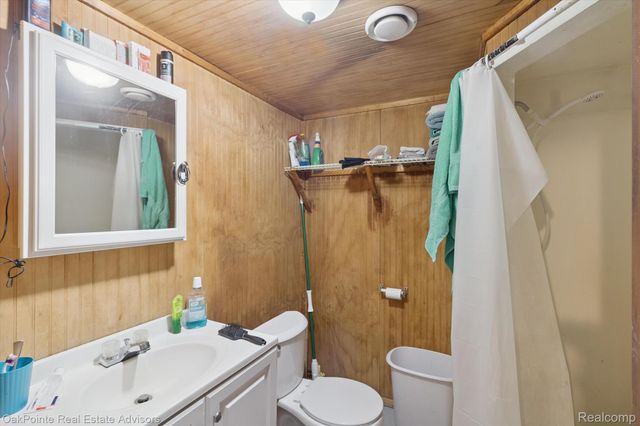 11429 Frey Court, Brighton, MI 48116