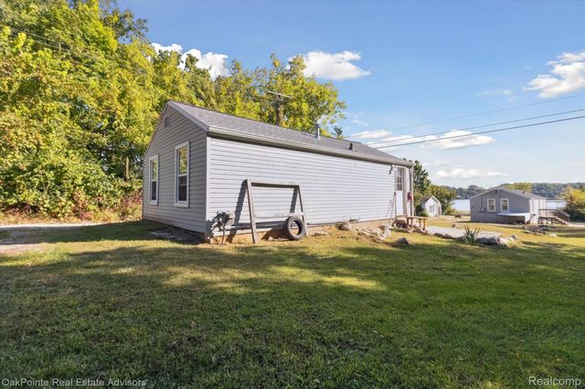 11429 Frey Court, Brighton, MI 48116