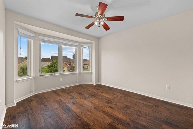 51389 Midland Circle, Macomb, MI 48042