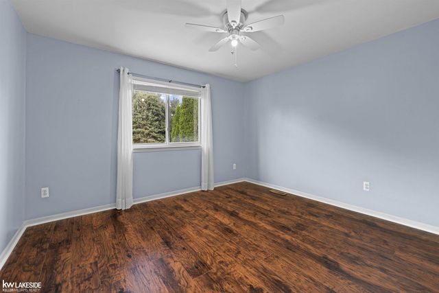 51389 Midland Circle, Macomb, MI 48042