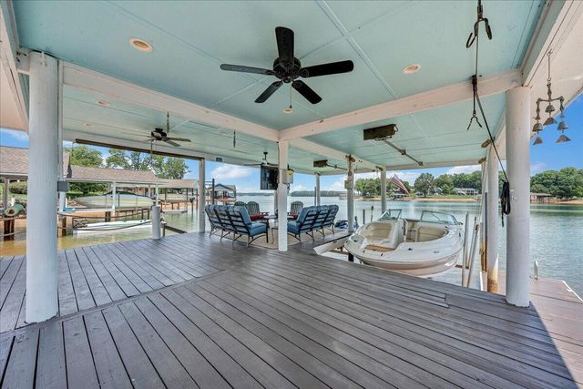 2810 Waters Edge DR, Penhook, VA 24137