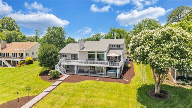 2810 Waters Edge DR, Penhook, VA 24137