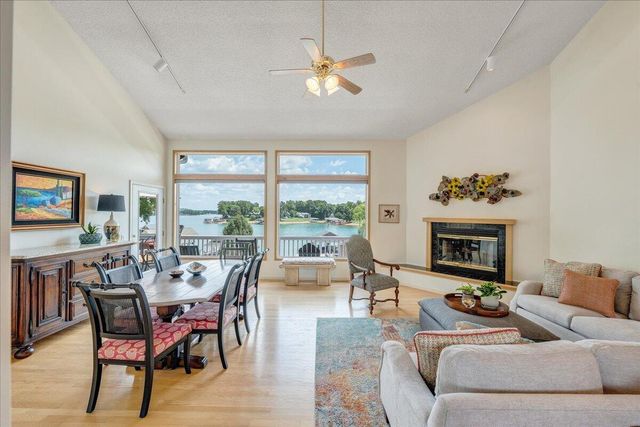 2810 Waters Edge DR, Penhook, VA 24137