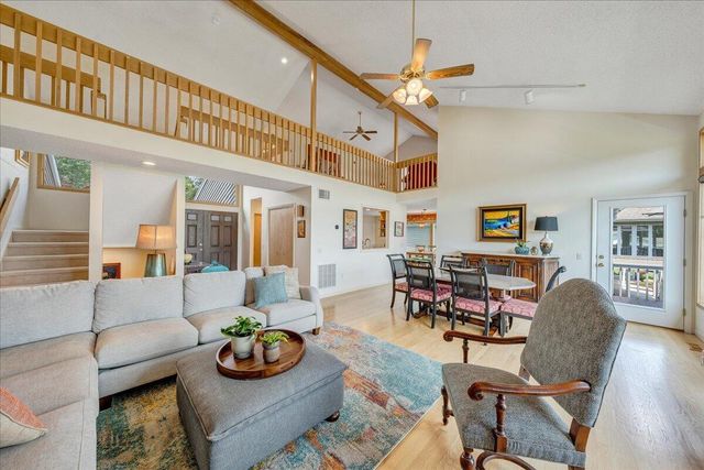 2810 Waters Edge DR, Penhook, VA 24137
