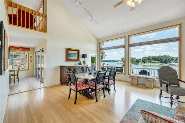 2810 Waters Edge DR, Penhook, VA 24137