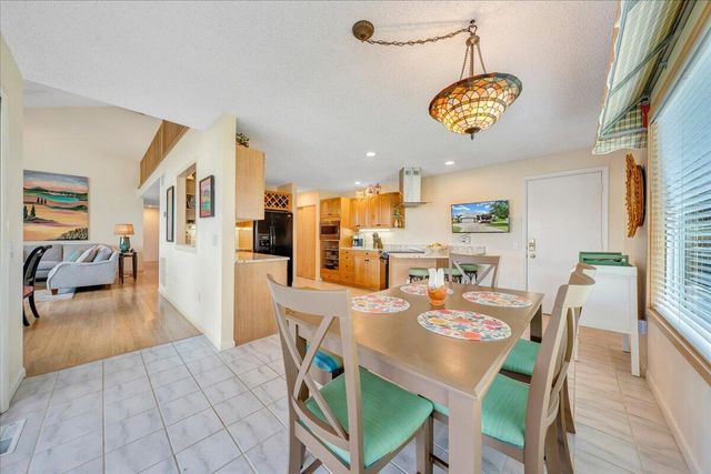 2810 Waters Edge DR, Penhook, VA 24137