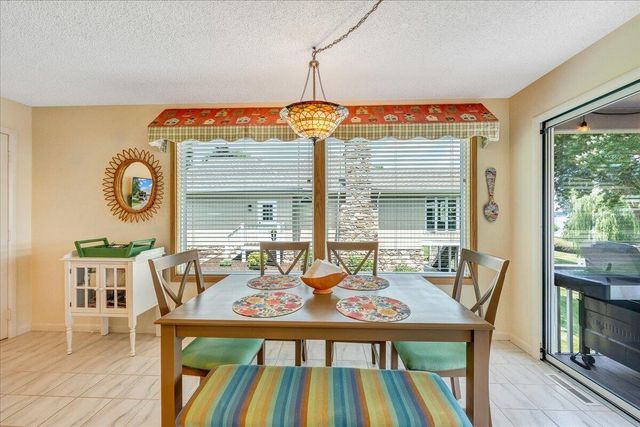 2810 Waters Edge DR, Penhook, VA 24137