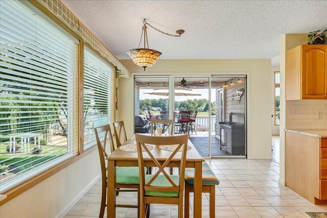 2810 Waters Edge DR, Penhook, VA 24137