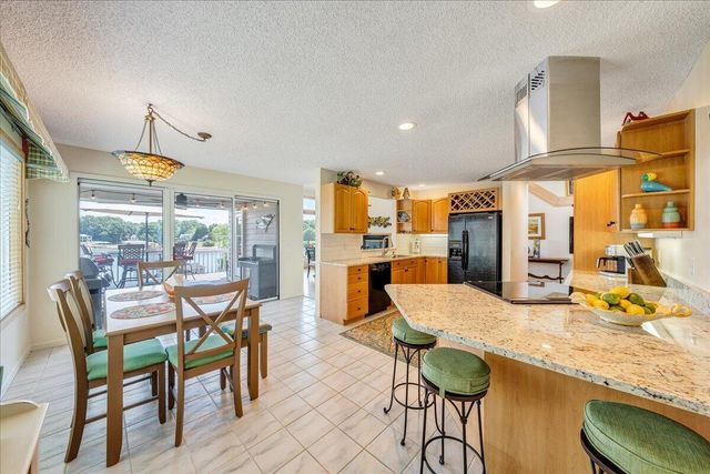 2810 Waters Edge DR, Penhook, VA 24137