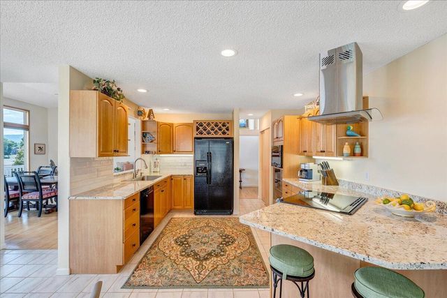 2810 Waters Edge DR, Penhook, VA 24137