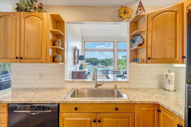 2810 Waters Edge DR, Penhook, VA 24137