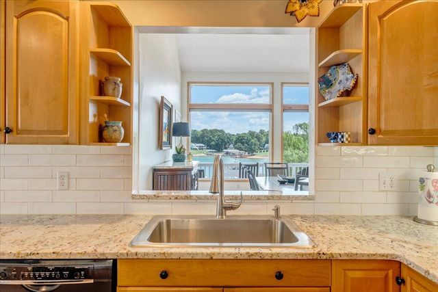 2810 Waters Edge DR, Penhook, VA 24137