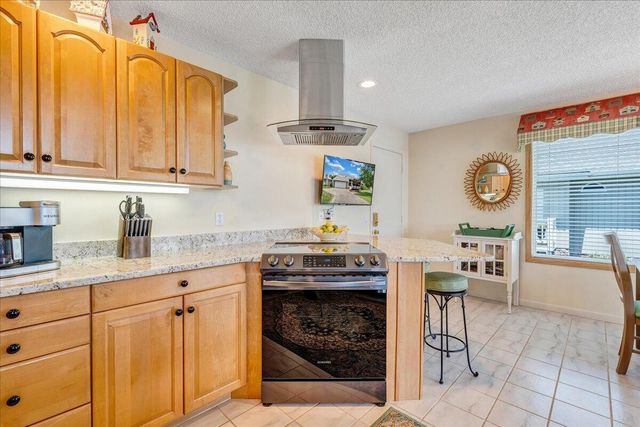 2810 Waters Edge DR, Penhook, VA 24137