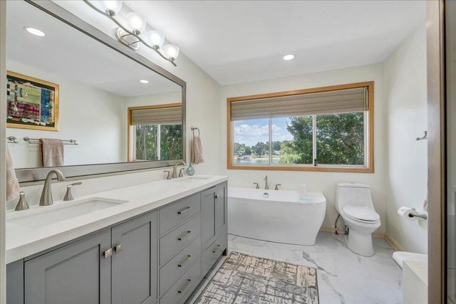 2810 Waters Edge DR, Penhook, VA 24137