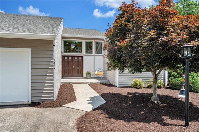 2810 Waters Edge DR, Penhook, VA 24137