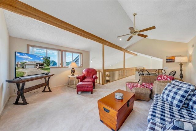 2810 Waters Edge DR, Penhook, VA 24137