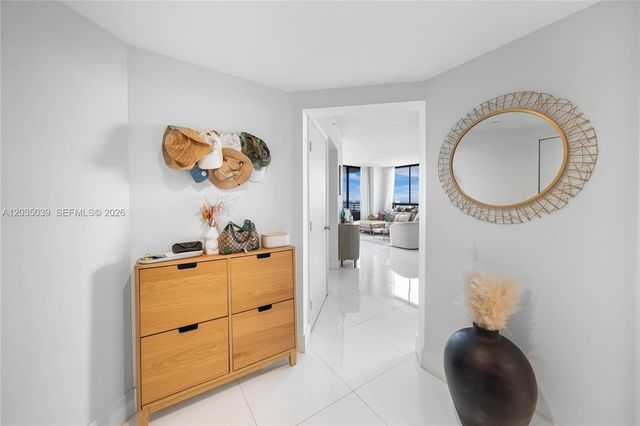 1330 West Ave 3001, Miami Beach, FL 33139