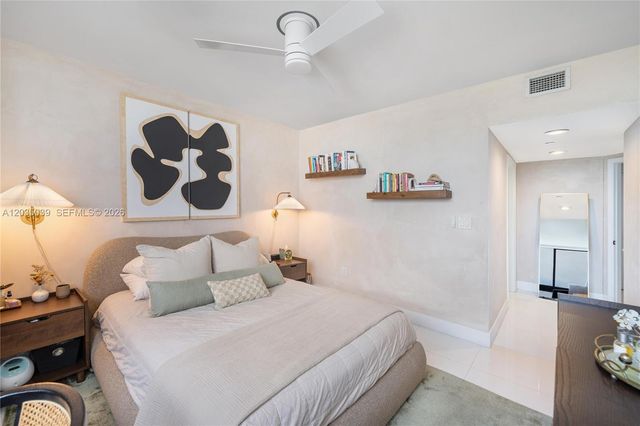 1330 West Ave 3001, Miami Beach, FL 33139