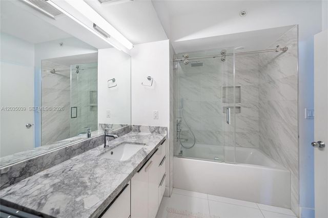 1330 West Ave 3001, Miami Beach, FL 33139