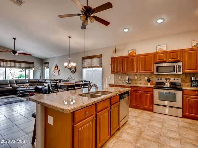 22062 E CALLE DE FLORES --, Queen Creek, AZ 85142