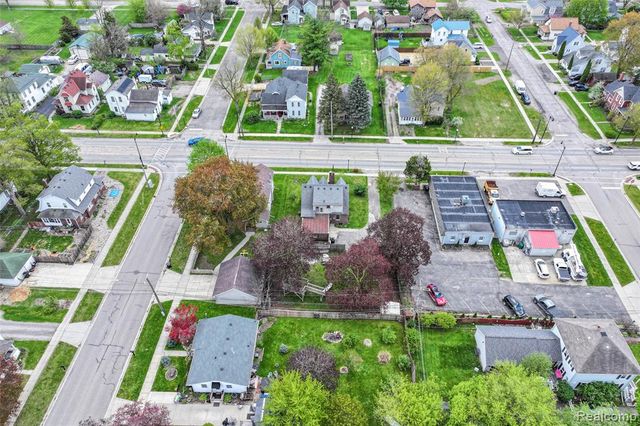317 E Grand River Avenue, Fowlerville, MI 48836