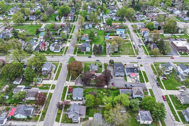 317 E Grand River Avenue, Fowlerville, MI 48836