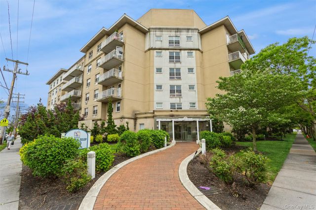 260 Beach 81st Street 6H, Rockaway Beach, NY 11693