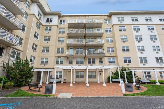 260 Beach 81st Street 6H, Rockaway Beach, NY 11693