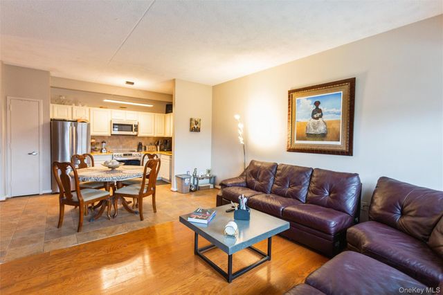 260 Beach 81st Street 6H, Rockaway Beach, NY 11693
