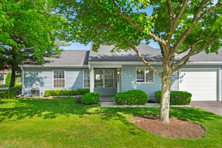 7217 Oxford Circle, Fox Lake, IL 60020