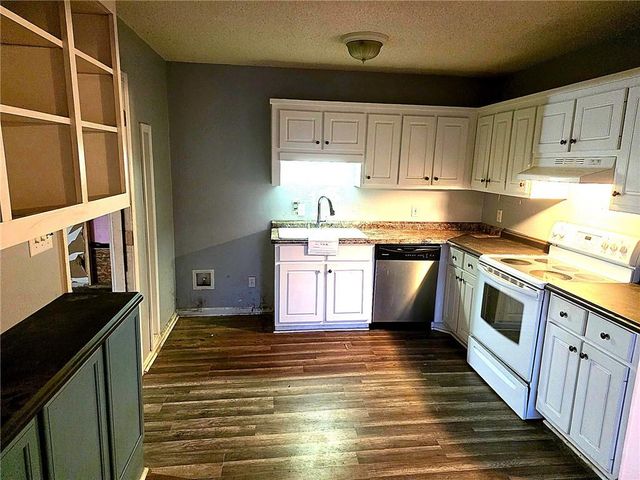 217 Rainey Brooke Drive, Winder, GA 30680