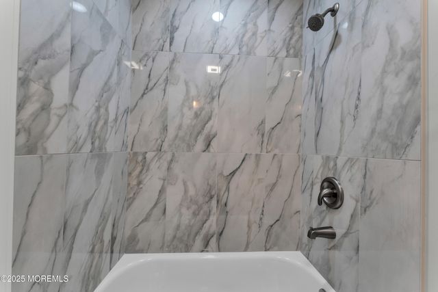 477 Saint Thomas Drive, Toms River, NJ 08757