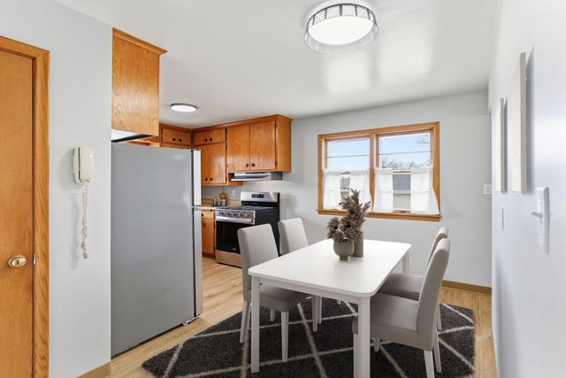 1955 Idaho Avenue E, Saint Paul, MN 55119