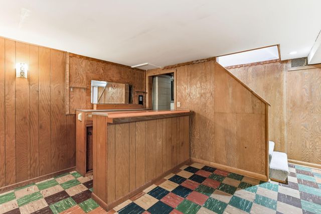 1955 Idaho Avenue E, Saint Paul, MN 55119