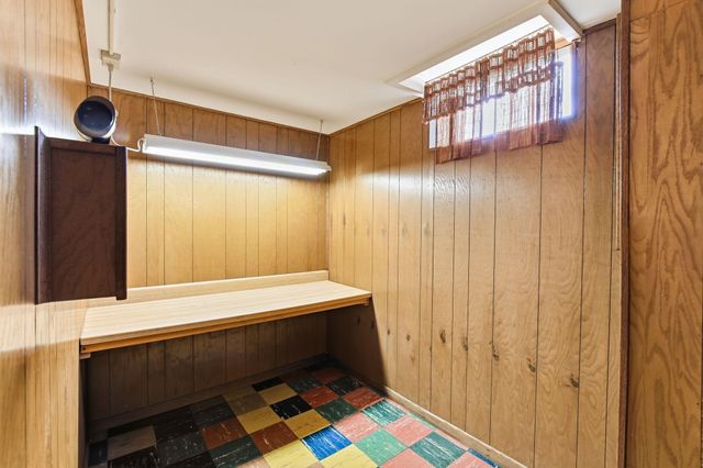 1955 Idaho Avenue E, Saint Paul, MN 55119