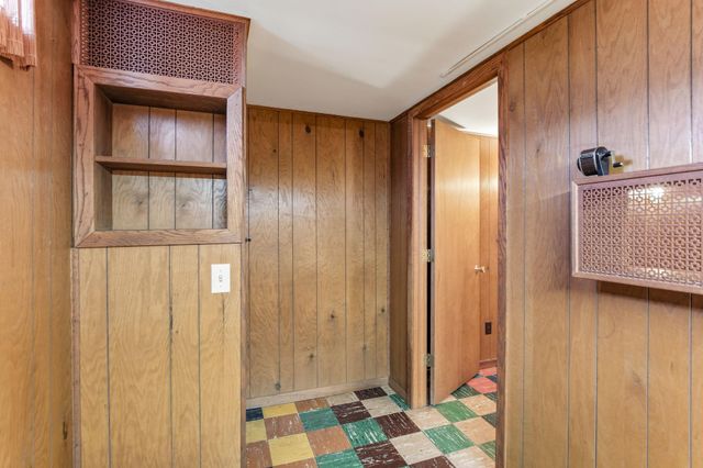 1955 Idaho Avenue E, Saint Paul, MN 55119