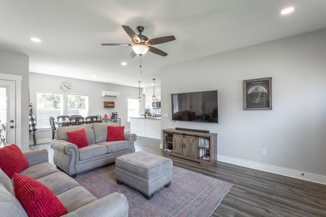 44 Rock Bridge Drive, Ringgold, GA 30736