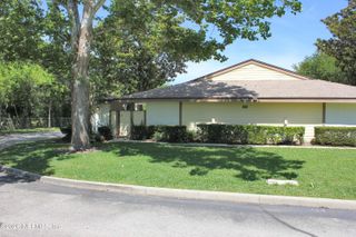 1501 CHALLENGER Court W, Jacksonville, FL 32233
