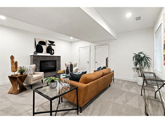 3296 S Sherman St, Englewood, CO 80113