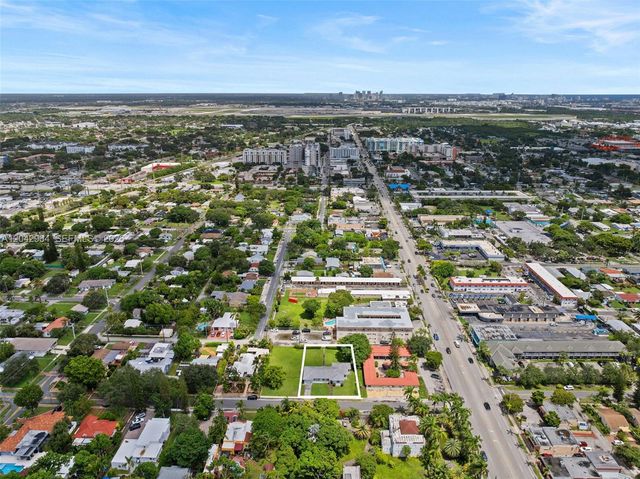 20 SW 4th St, Dania Beach, FL 33004
